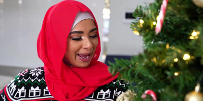 There is nothing like Christmas spirit to spice things up as Arab babe rides a fat cock