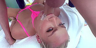 Making Harleys Pussy Happy - Harley King