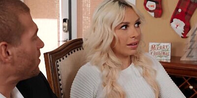 Brazzers - Carmen Caliente Wants A Little Pre-Dinner Sex Snack & Xander Corvus Is There To Help