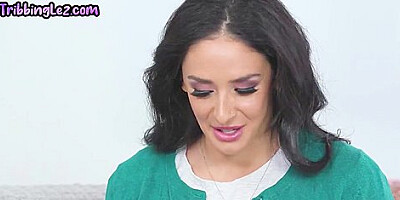 Tribbing Stepmommy Lez Seduces 21yo Whore To Eat Her Hai