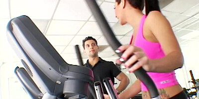 Cute golddigger having a workout quickie