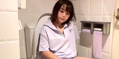 Masturbation of a neat and clean cute woman. I became such a metamorphosis.