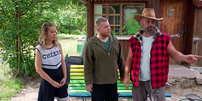 Shaved Smut With Neeo