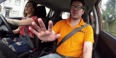 Bigtited european brunette sucking off driving tutor