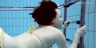 Underwater Show - swimming pool teen (18+) sex