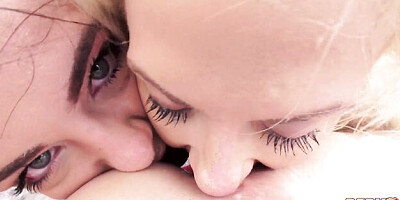 Mysterious Mike Adriano and Holly Hanna's hardcore porn