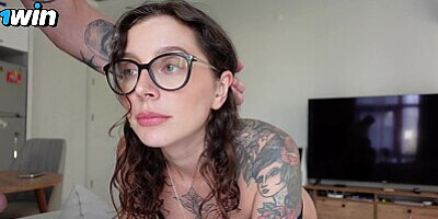 My roommate noticed that I was jerking off! I had to stick her on my dick!