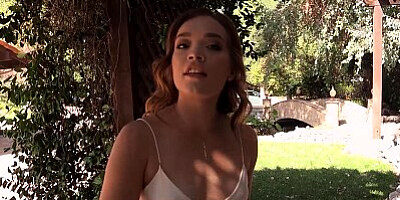 PropertySex Sexy Successful Business Woman Wants To Buy House That's Not For Sale