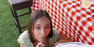 Mick Cant Concentrate On Cooking When Hailey Roses Pussy Needs To Get Dicked Down