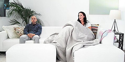 Reagan Foxx In Boobed Mature Stepmother Wants Some Fun On Stepsons Cock