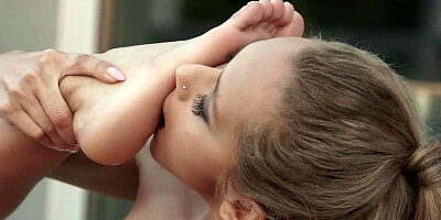 Superb Latina model Veronica Leal gets rammed by a total hunk