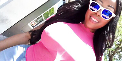 Bubbly Moriah Mills's public sex