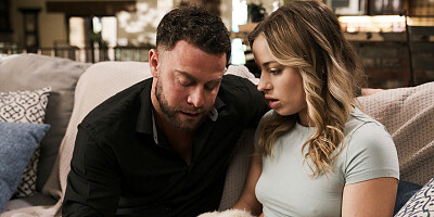 Big ass blonde fucked by her organ donor