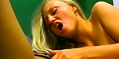 Irresistible vintage dyke making lover cum with toys