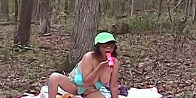 Amateur lady toys her cunt before being pounded in the woods