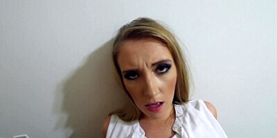 Horny GirlHarley JadeHelps Her Boss With His Boner