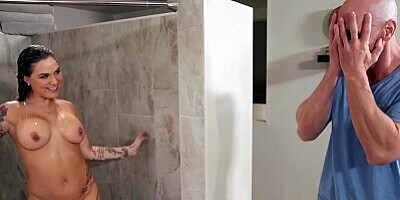 Brazzers - Inked housewife Karmen Karma Bangs Her Brother In Law