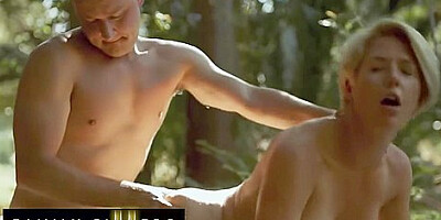 Kit Mercer Is A Naughty Milf That Loves Sucking Her Stepson Vans Cock