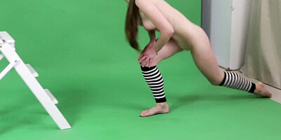 Gym trailer with exciting model from Flexy Teens