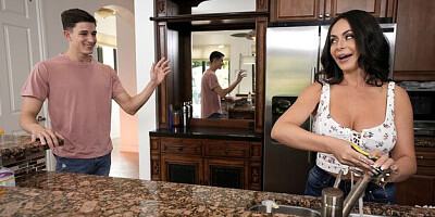 Kiki's big cock scene