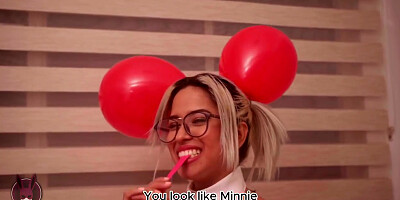 Kylei Ellish - Playing With Balloons With My Best Friend