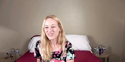 Well-formed Brick Cummings - petite scene - Desperate Amateurs