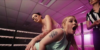 Slap My Juicy Bum Kinky Lesbian
