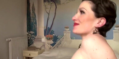 Max Casanova In Mature Bourgeoise Shows Us Around Her House And Her Ass At The Same Time