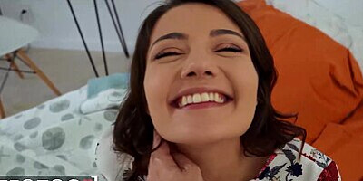 Mofos - Adria Rae Wants To Be In The VIP Of The Famous Club, She Has Nothing To Offer But Her Pussy