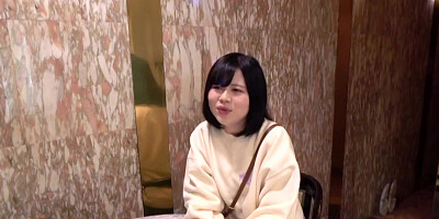 Cheating sex with a Chinese maid cafe girl! Creampie in a small buttocked woman's vagina! Sana (20)