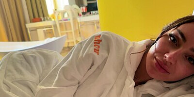 Took my step daughter on vacation and got a single bed on purpose feat SISI ROSE