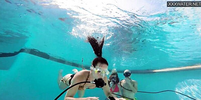 Underwater Show - swimming pool teen (18+) xxx