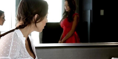 Playful Ariella Ferrera and Sara Luvv at pussy licking dirt