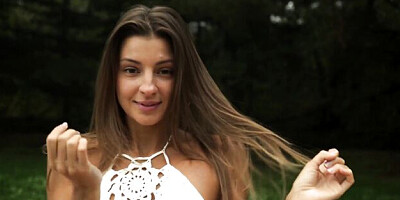 Tempting Melena's doggystyle scene