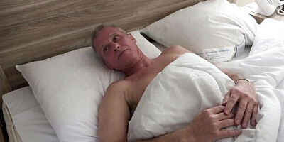 Grand Dadz - brunette clip