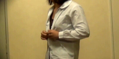 NipponSexTV.com - Japanese teens filmed while changing into swimsuits