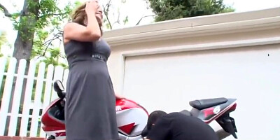 Rebecca Bardoux, Big T And Maxi Booty - Teen 18+ Asking Stepmom To Teach Her Blowjob