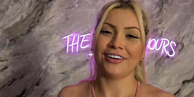 A thick blonde babe is playing with herself on camera