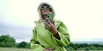 New Lizzy Licious Uk Stranger In The Park Becomes My Personal Fuck Toy 24 12 12 Bigtits Blonde Milf Hardcore Demoninc