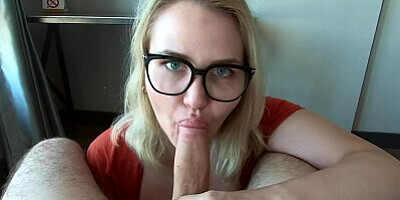 Amateur Girl Blowjob - Cum in Mouth