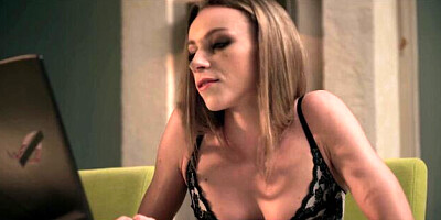 PORNOCHIC - double penetration scene