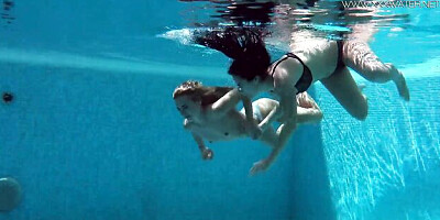 Underwater Show featuring Jessica Lincoln's pool smut