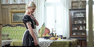 Pin-up At Hd Action With Zazie Skymm