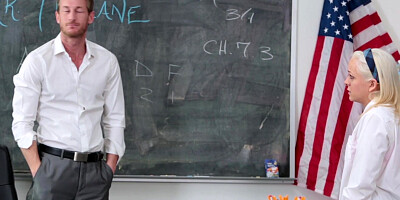 Blonde babe Cleo Vixen let professor Ryan Mclane drills her juicy pussyÂ 