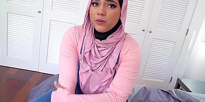 My Stepniece Is All Grown Up And Ready To Suck My Fat Cock - Julz Gotti