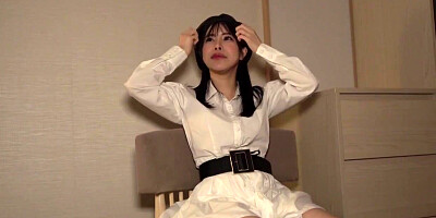 Beautiful breasts x beautiful legs x beautiful ass, this nurse has it all. Mei-chan, 20 years old. Her pale, slender, sensitive body goes crazy during raw sex, and she has a spectacular orgasm.