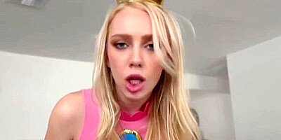 Princess Braylin Tells Stepbro, I Want You To Blow Your Load In My Castle