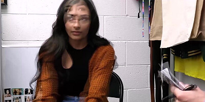 - Vanessa Moon's raw cooter plumbed by officer Will Pounder