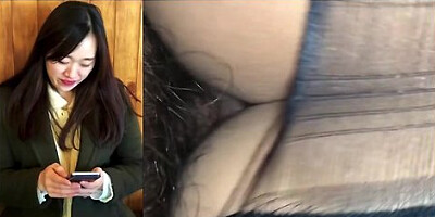 Yi Yuna Black Pantyhose Enjoys a Fuck and Cumshot
