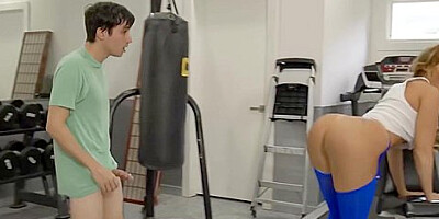 Ryan Keely, Ryan Love And Richelle Ryan In Sexy Milf And Love Sharing A Massive Cock